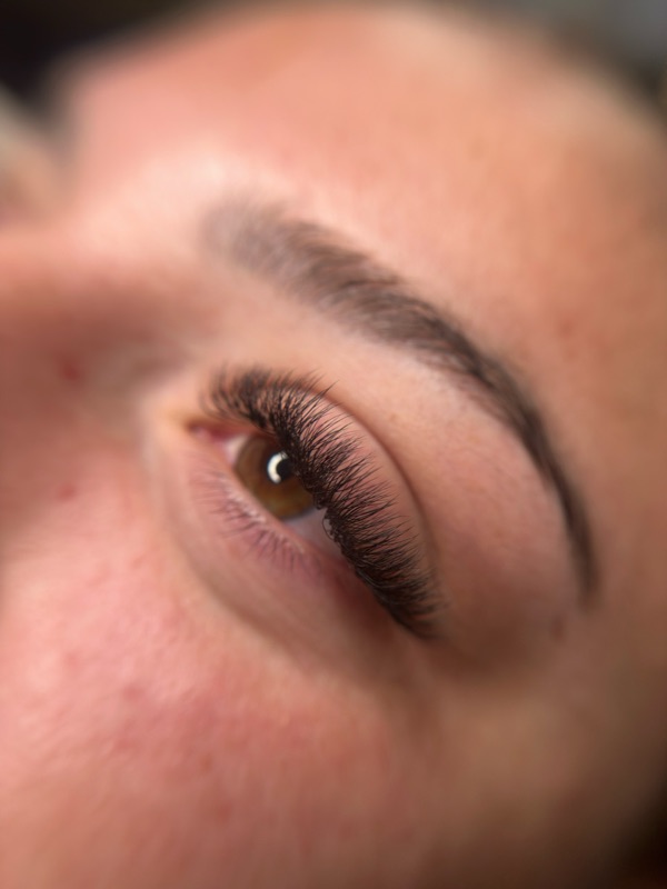 Réalisation de BROWSCULPT AND BEAUTY