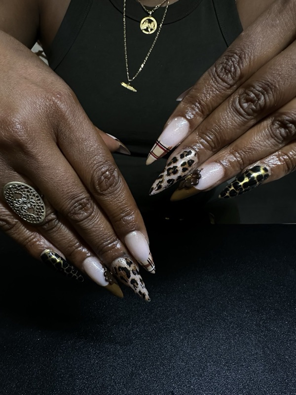 Réalisation de No More Boring Nailz