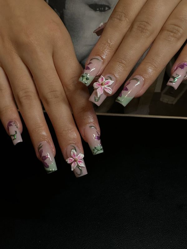 Réalisation de No More Boring Nailz