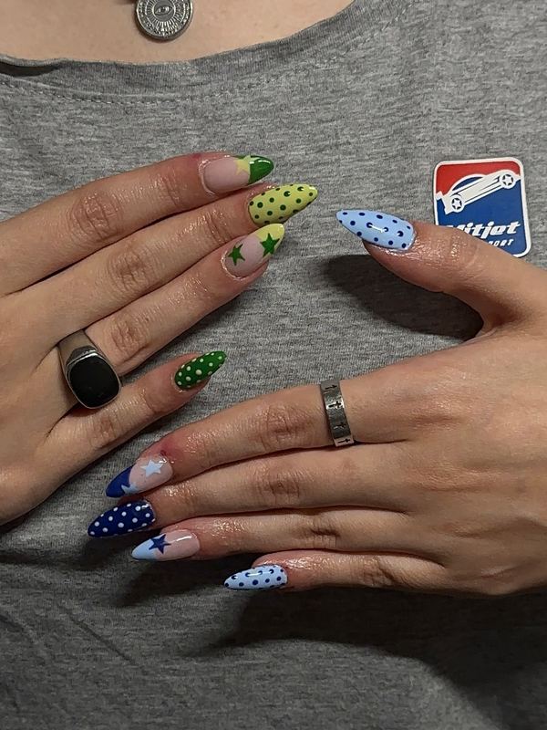Réalisation de No More Boring Nailz