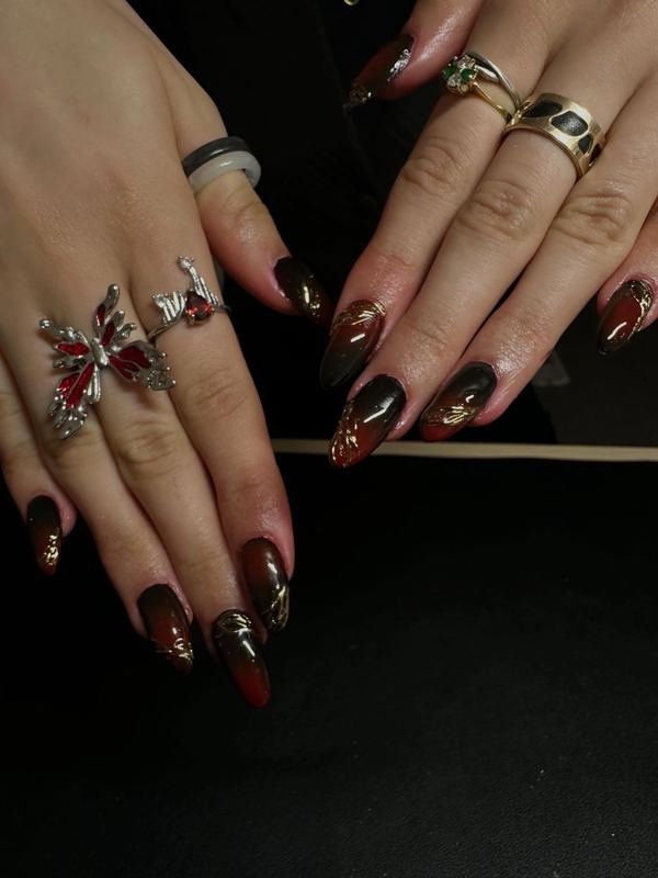 Réalisation de No More Boring Nailz