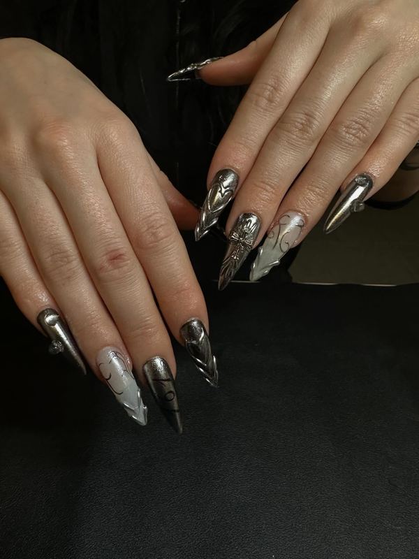 Réalisation de No More Boring Nailz