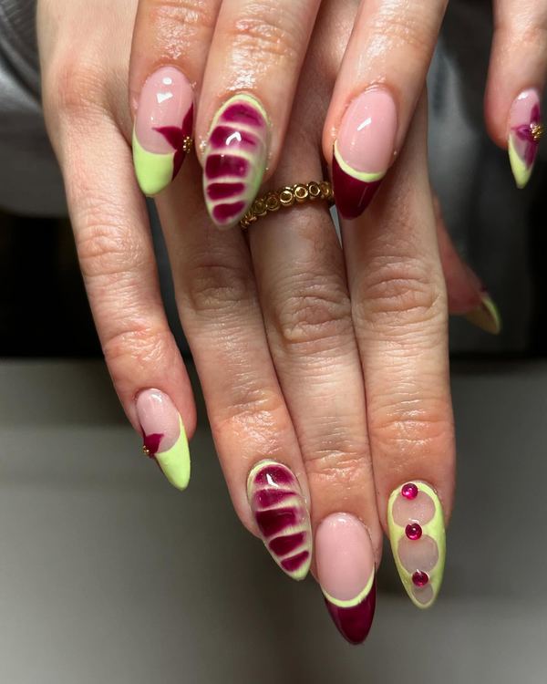 Réalisation de No More Boring Nailz